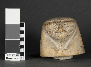 E1872B