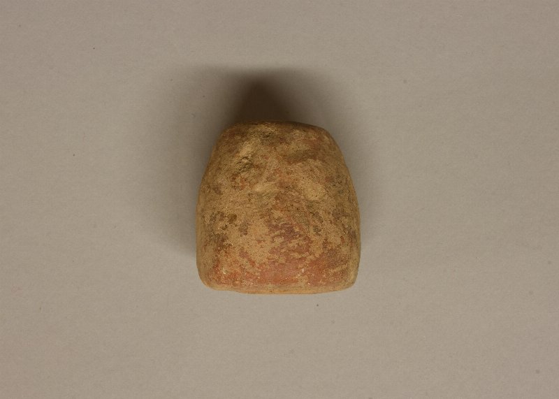 895857