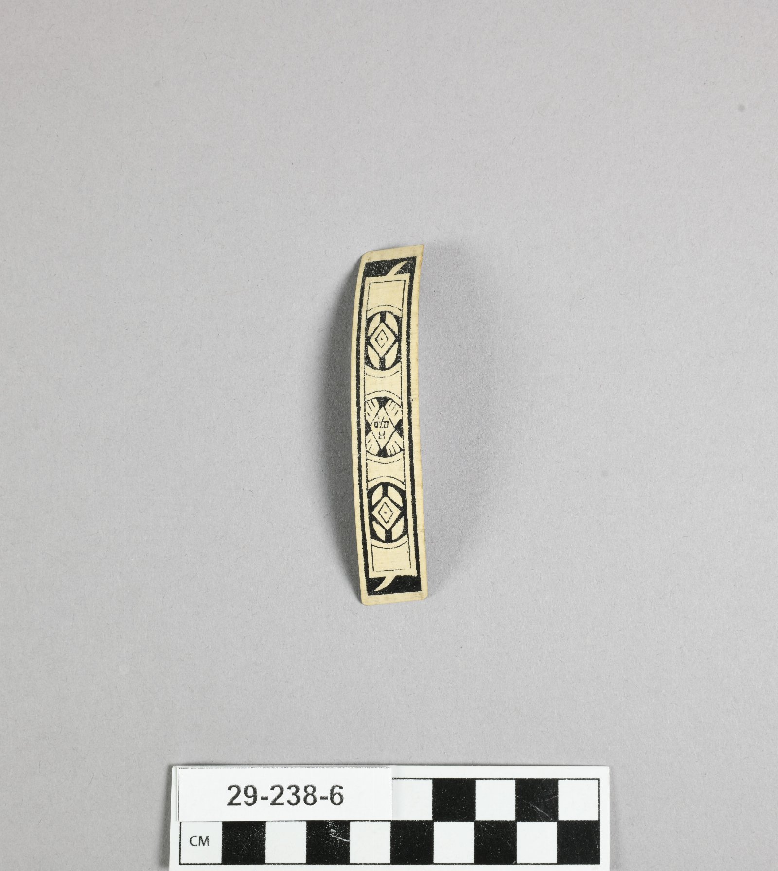 896114