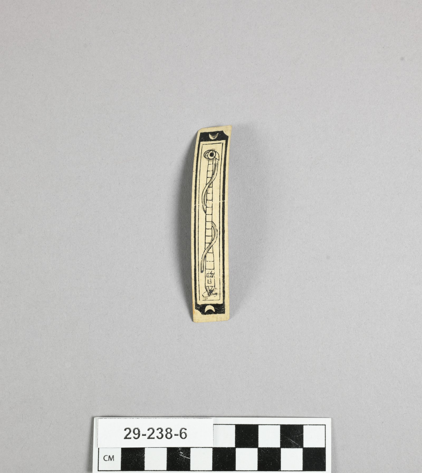 896132