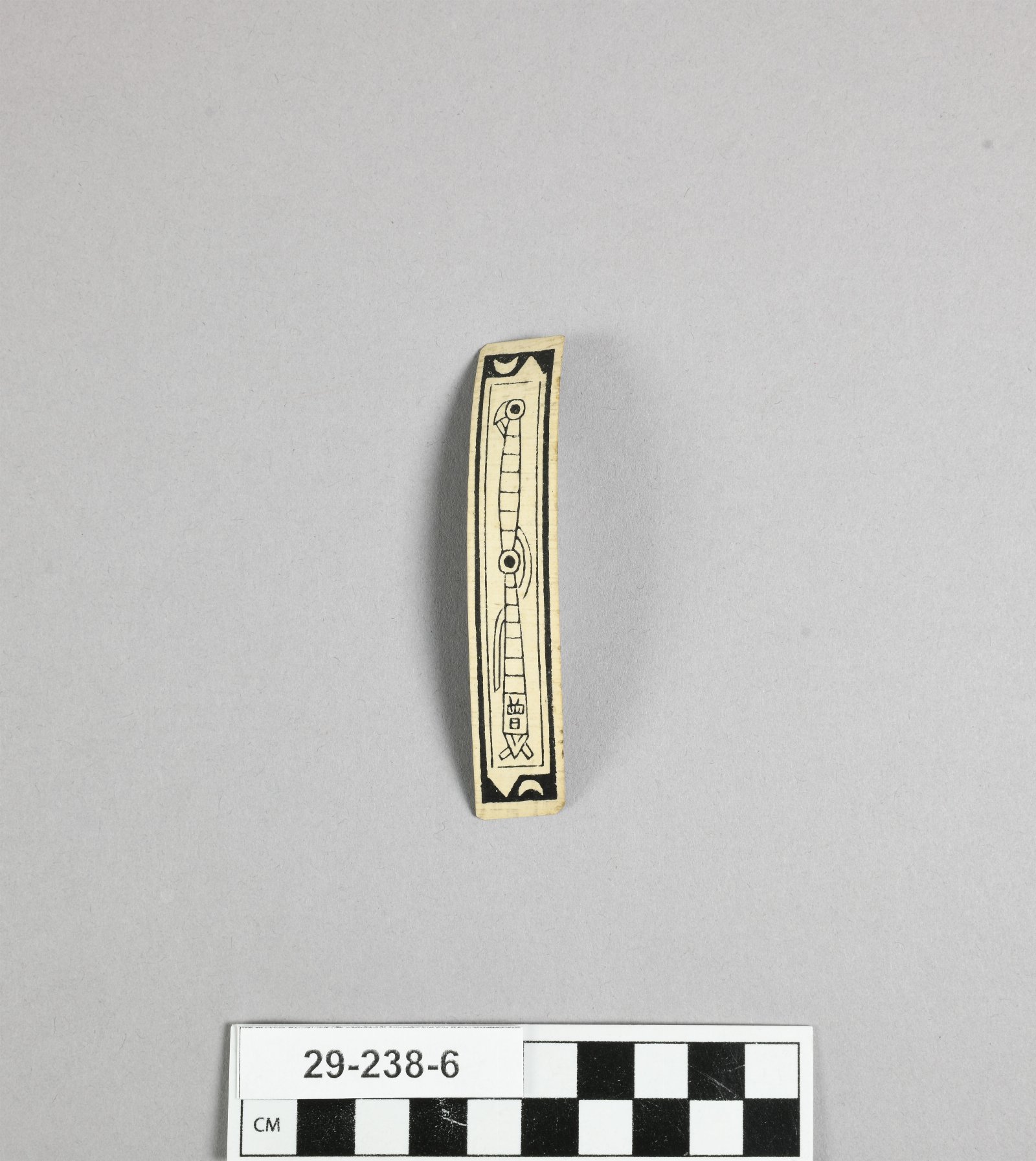 896133