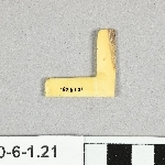 897008