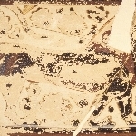 897476