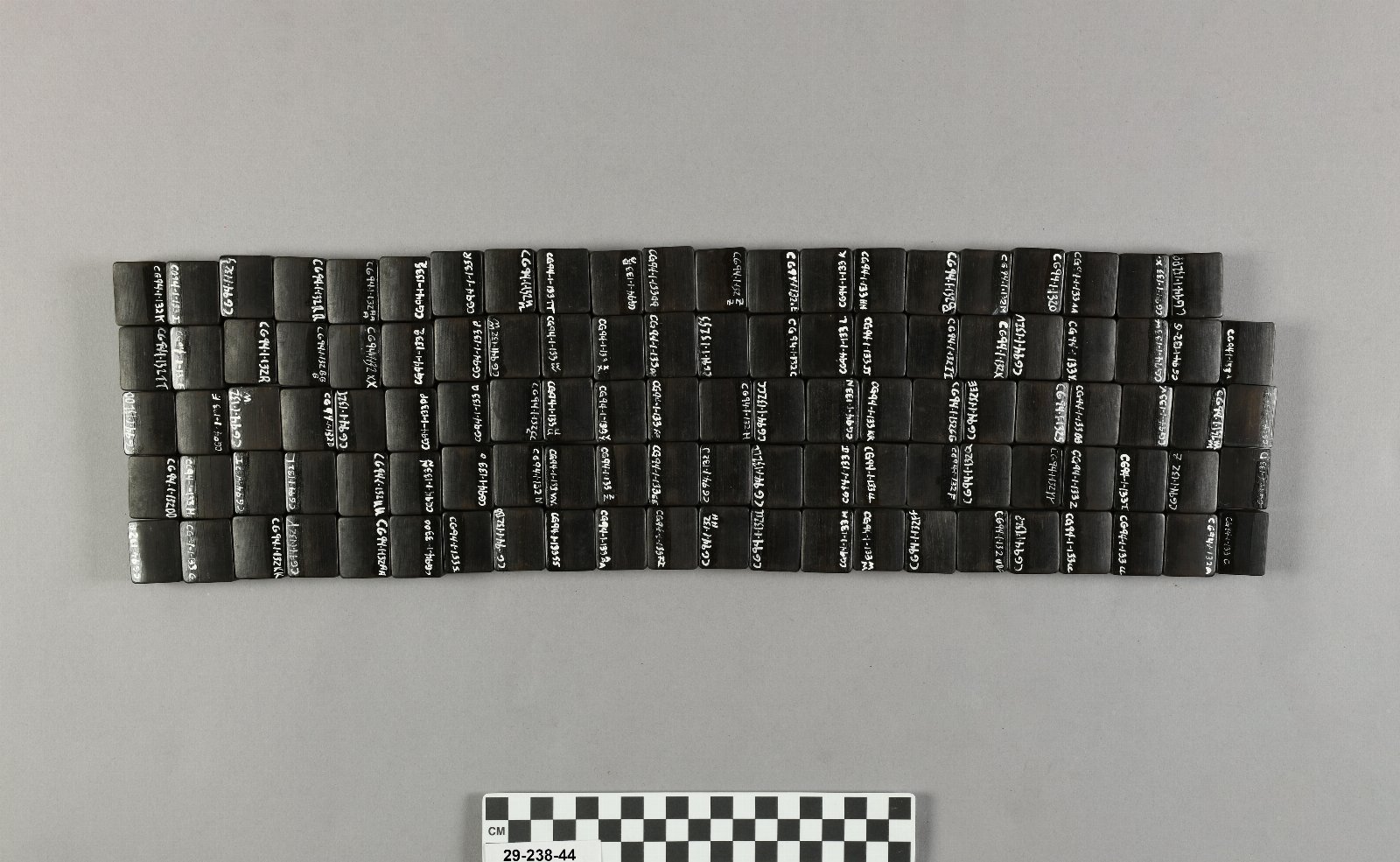 897602