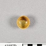 897912