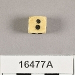 899310