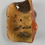 899742