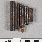 900915