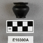 903121