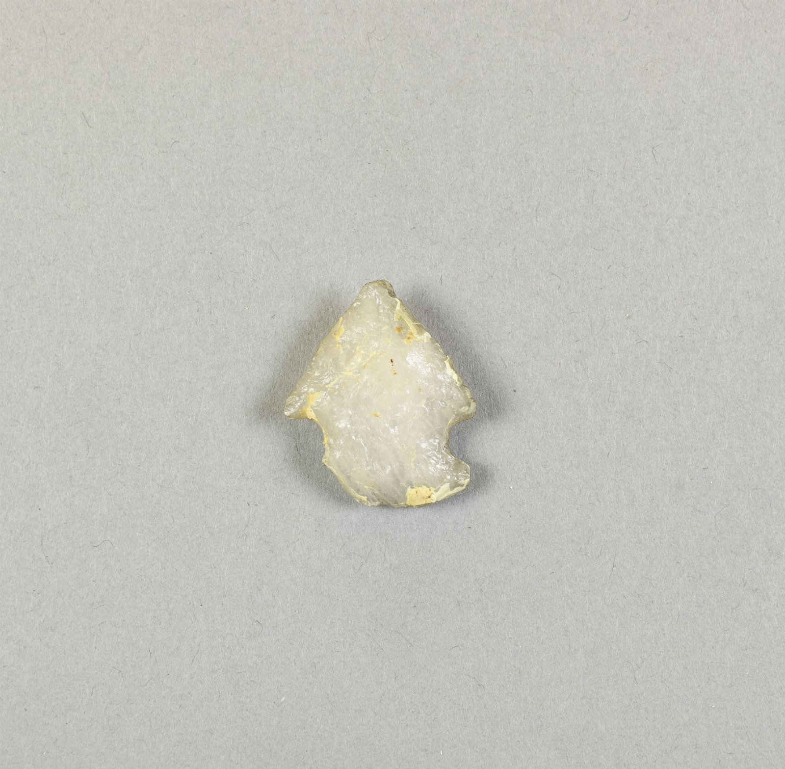 906667