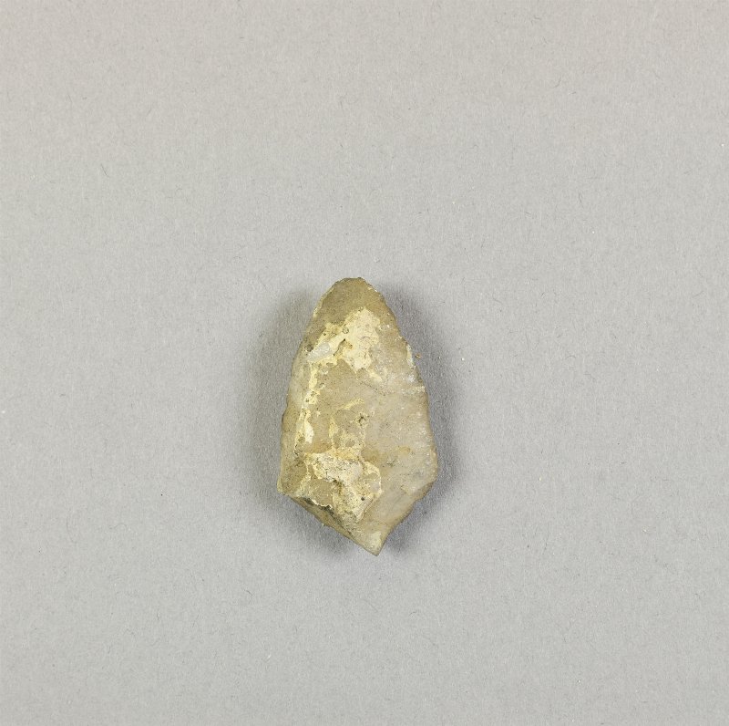 906728