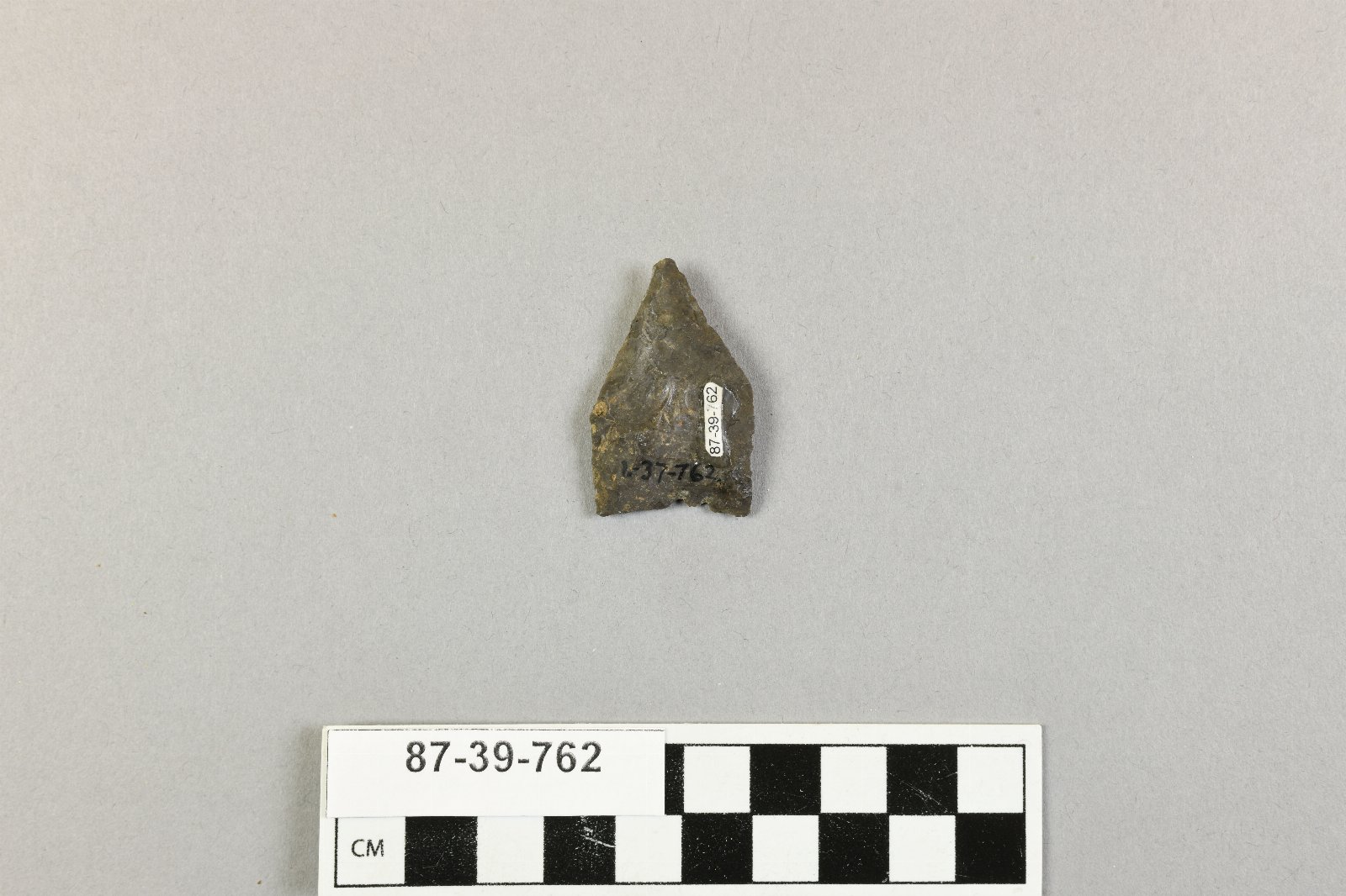 906774