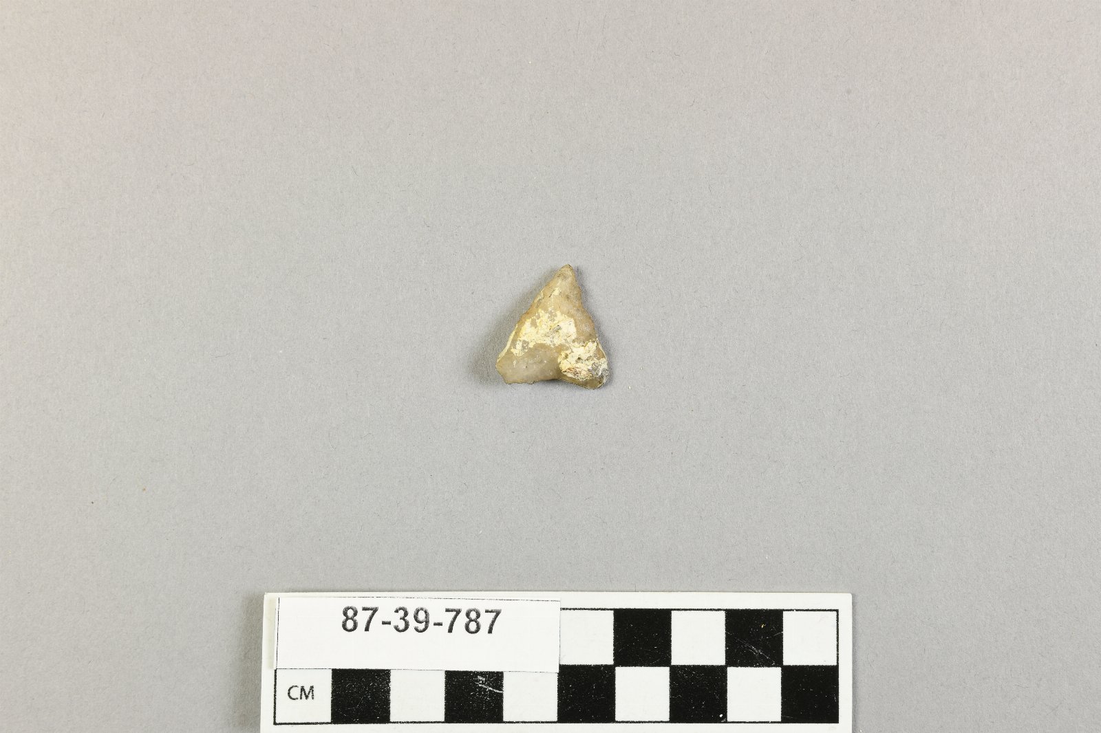 906821