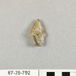 906833