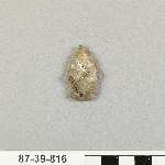 906883