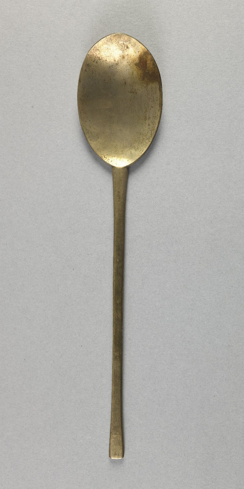 907350