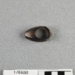 907495