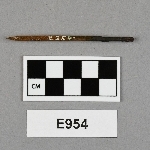 907581