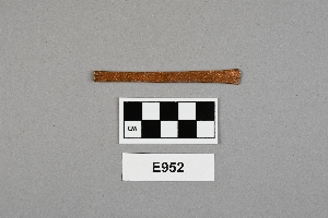 E952