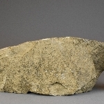 907746