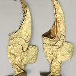 910522