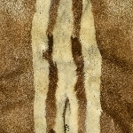 910533