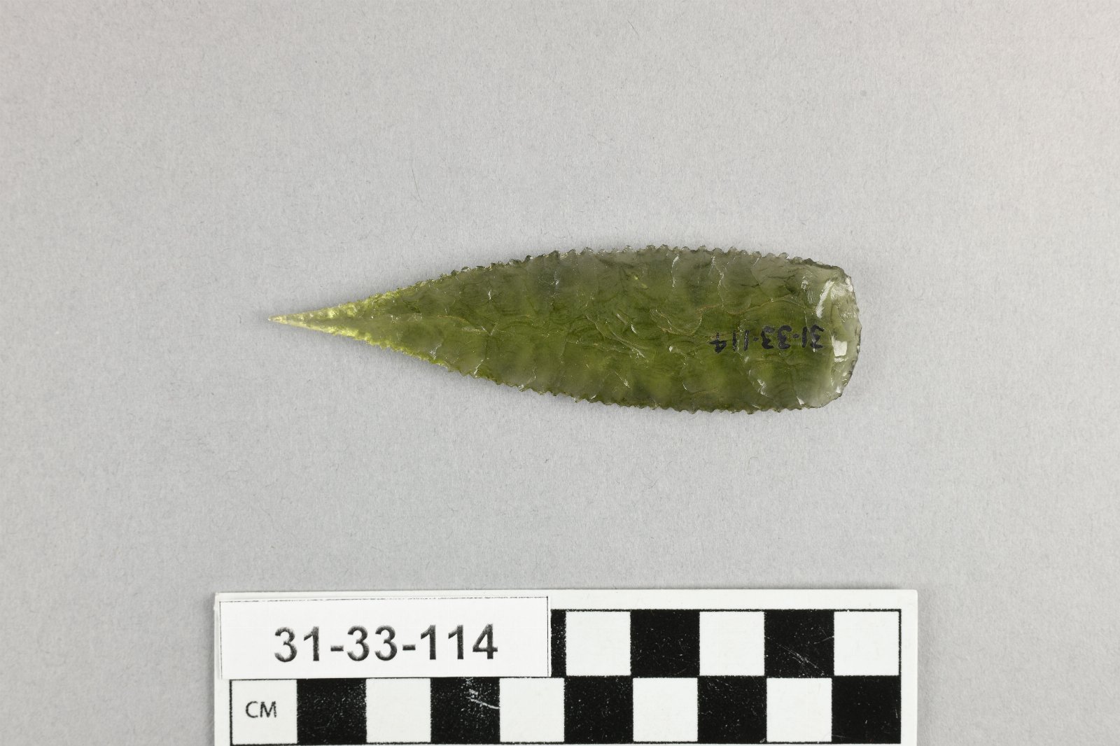 910746