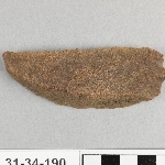 910818