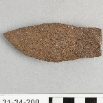 910838
