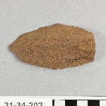910842
