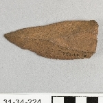 910884