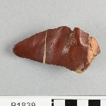 910932