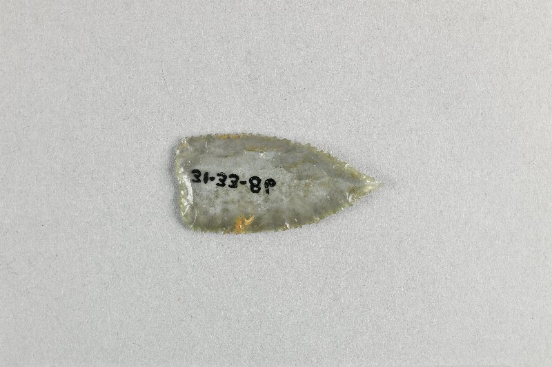 910952