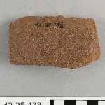 912083