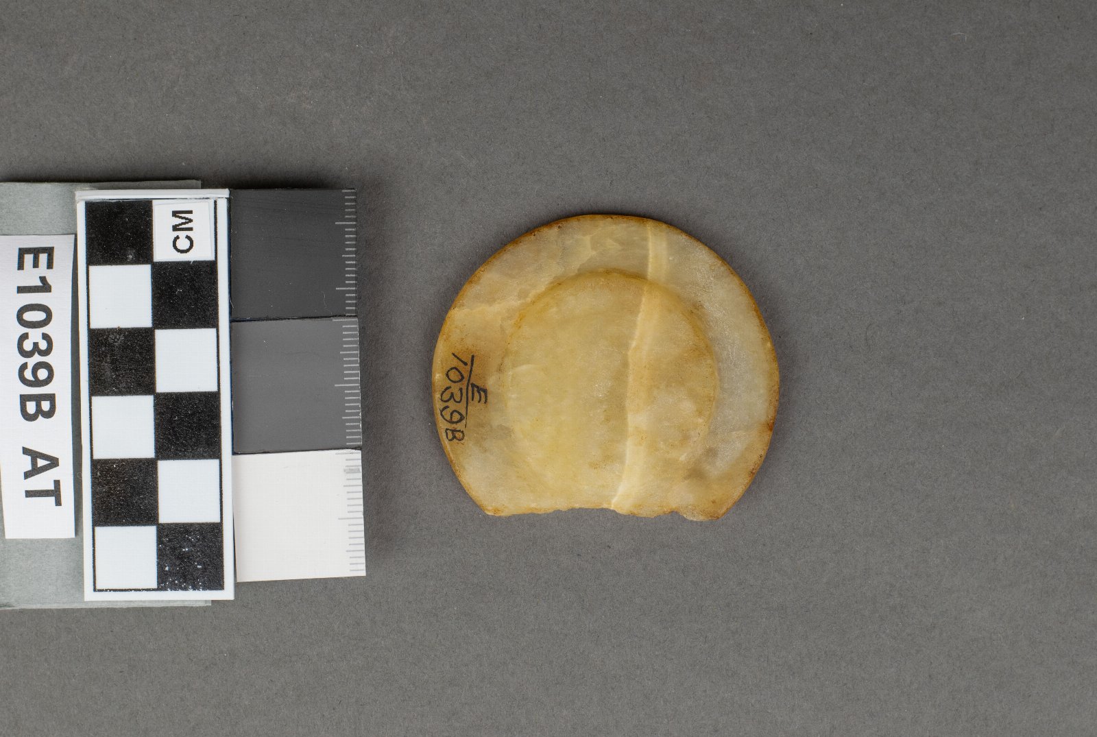 912786