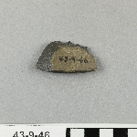 913067