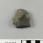 913098