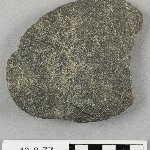 913128