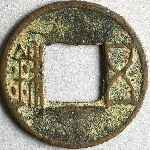 913504