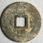 913567