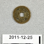 913585