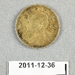 913629