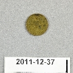 913634