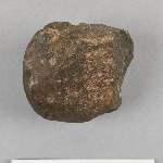 913717
