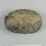 913743