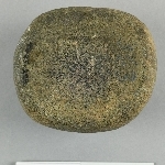 913777