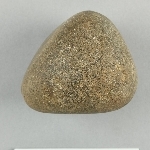 913805
