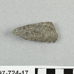 913860
