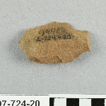 913867