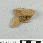 913901